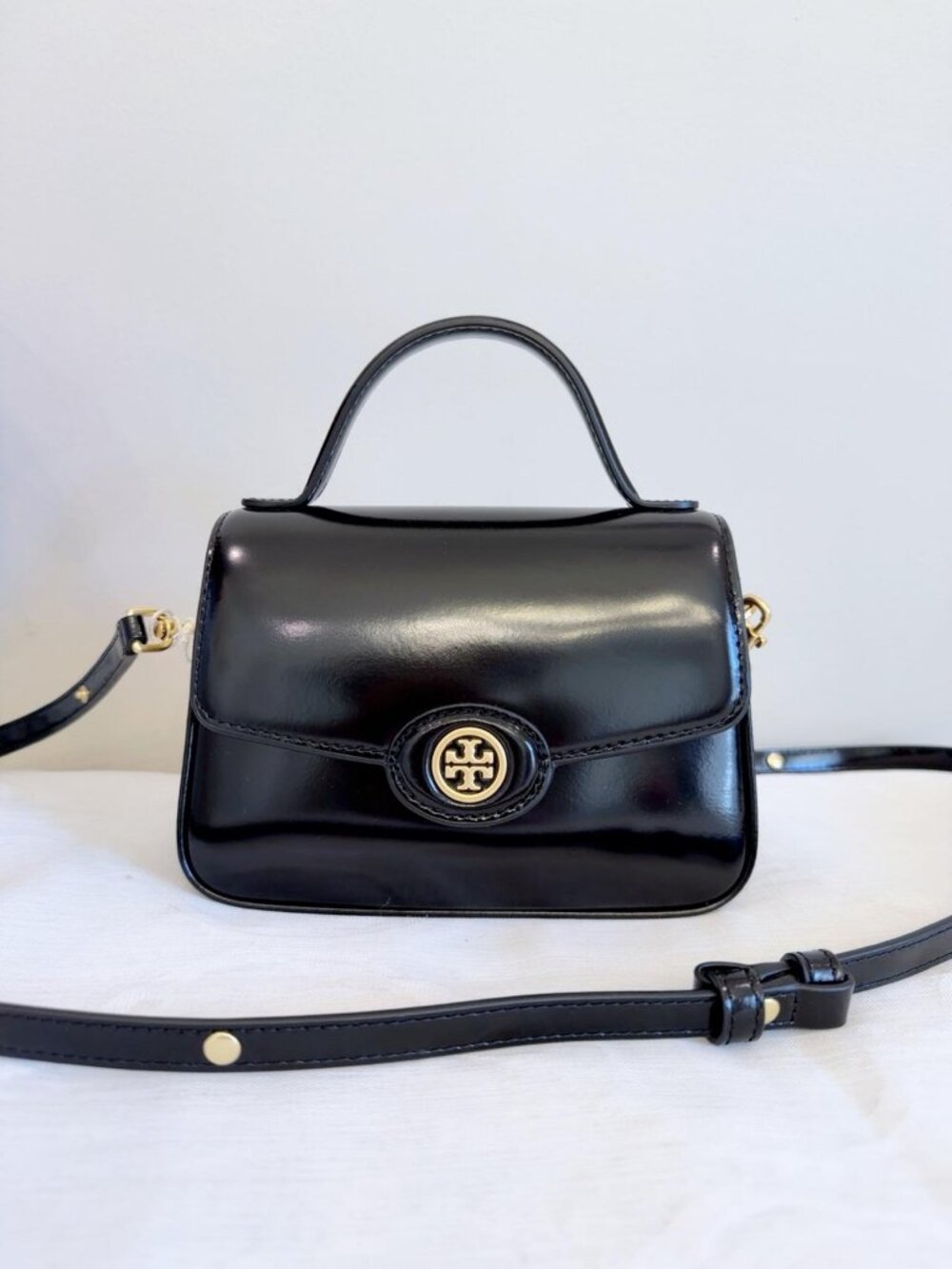 NEW Tory Burch Robinson Spazzolato Small Top-Handle Bag - Black